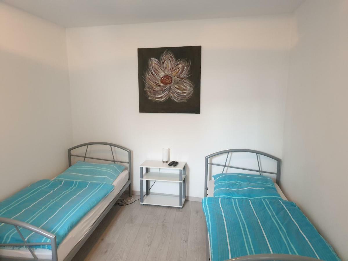 Wohnung, Zimmer In Frankfurt Flughafen Zu Vermieten Mörfelden-Walldorf Buitenkant foto